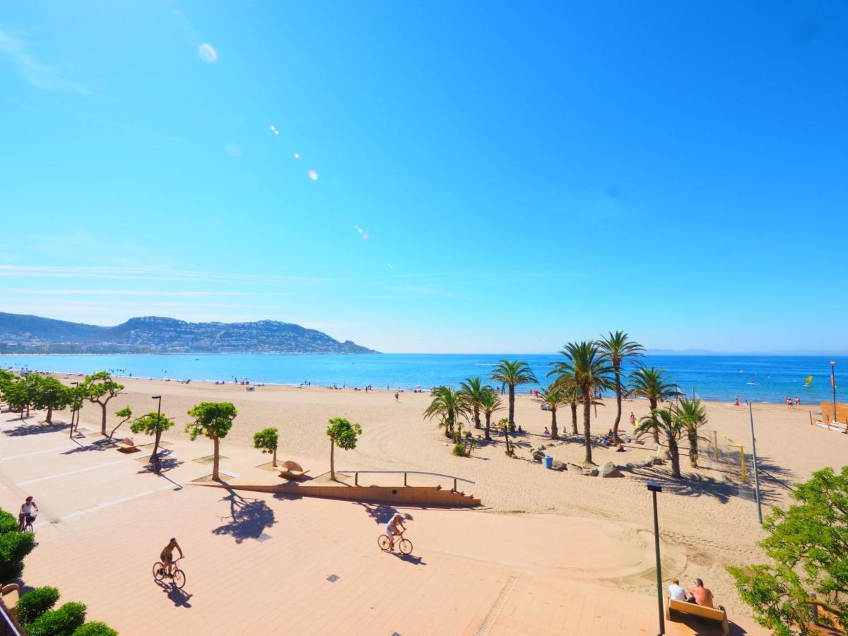 Apartment Platja De Roses-8 By Interhome Kültér fotó